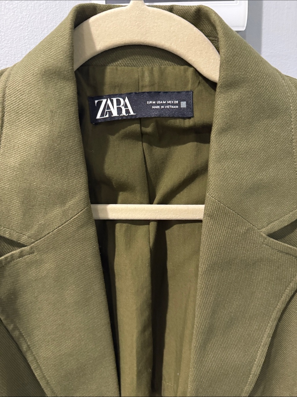 ZARA Olive Green Single-Breasted Blazer - Picture 3 of 5